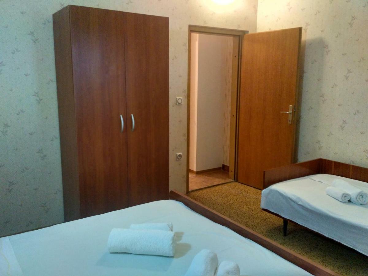 Apartmani Tonica Sukošan Exteriör bild