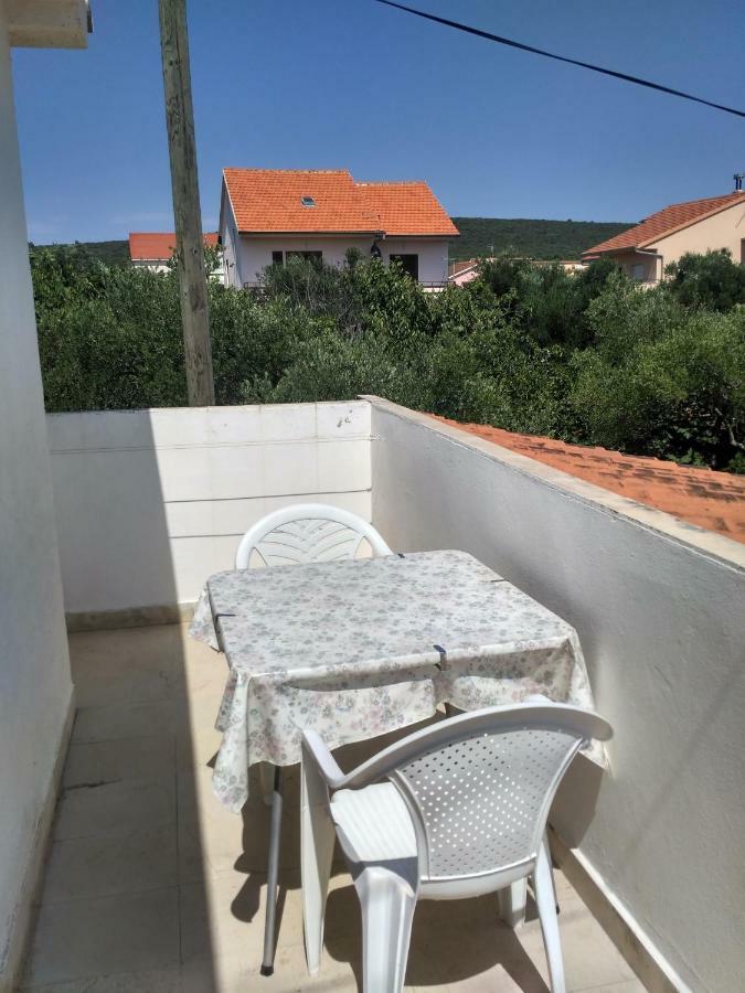Apartmani Tonica Sukošan Exteriör bild